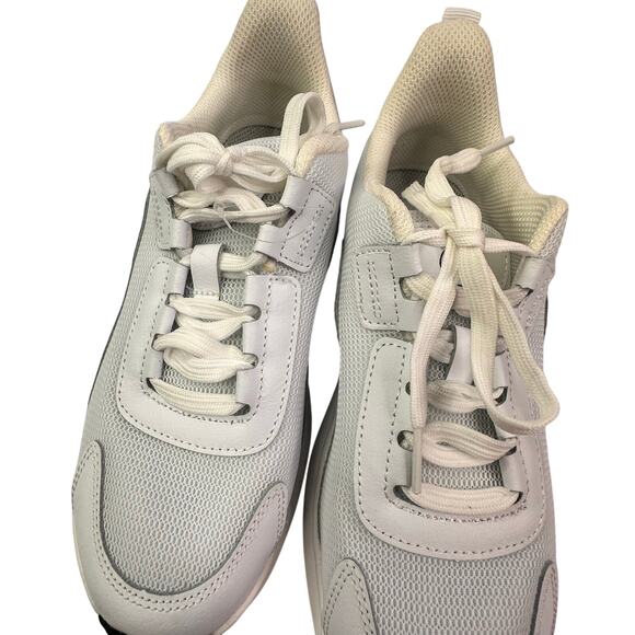 Flats_&_Loafers